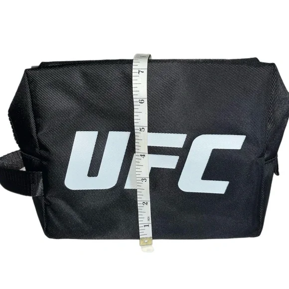 NWOT Official UFC toiletry bag - Picture 7 of 9